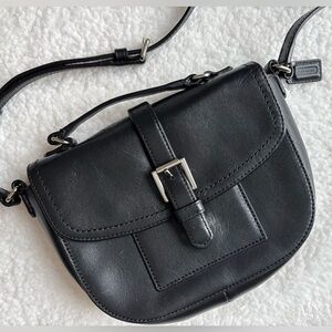 Elegant Black Leather Crossbody Bag